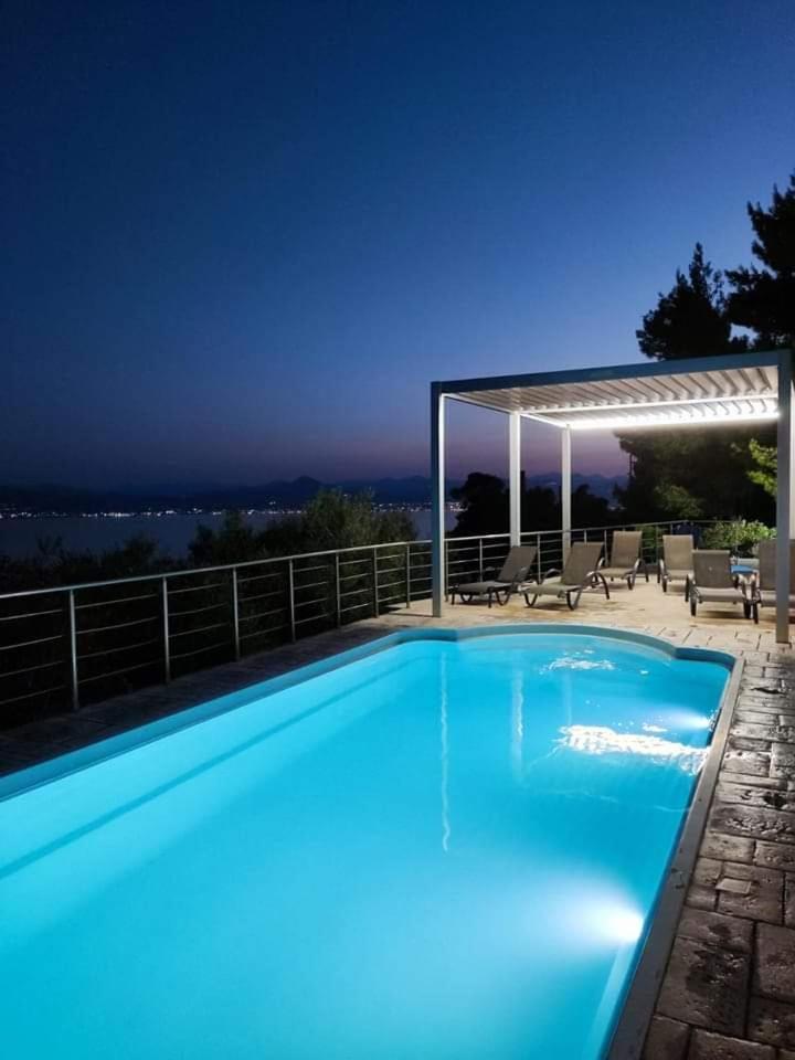 Aegean View Villa ルートラキ エクステリア 写真