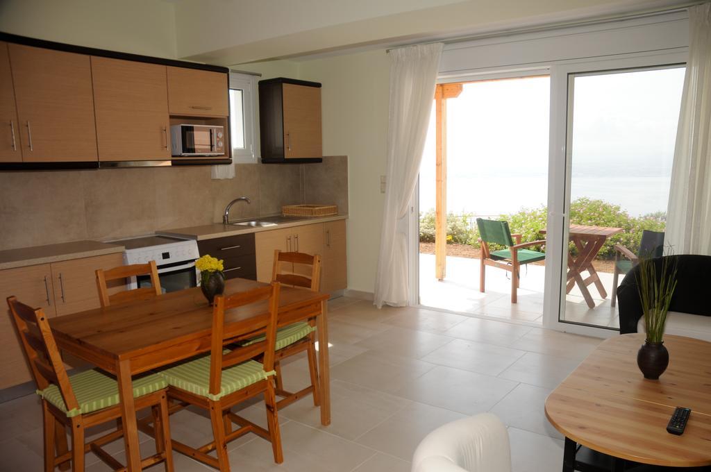 Aegean View Villa ルートラキ エクステリア 写真