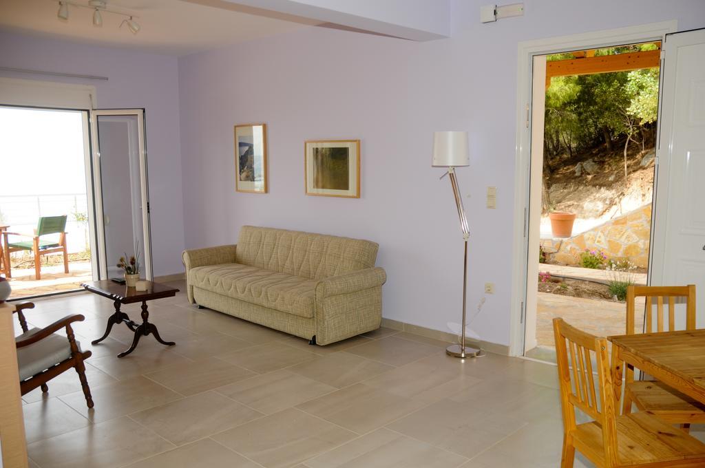Aegean View Villa ルートラキ エクステリア 写真