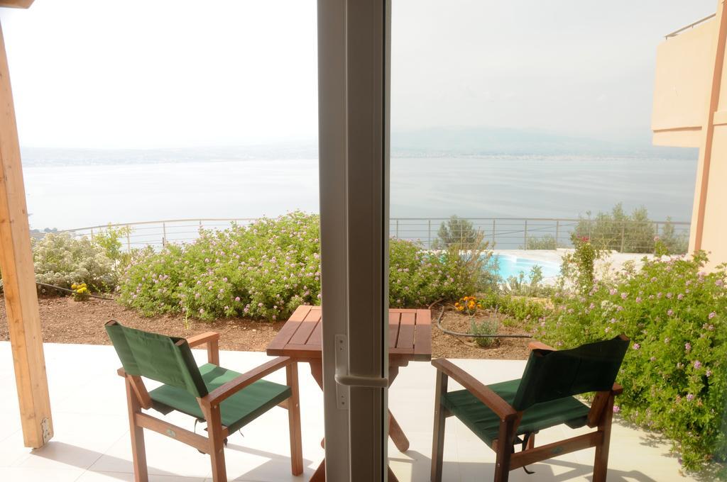 Aegean View Villa ルートラキ エクステリア 写真